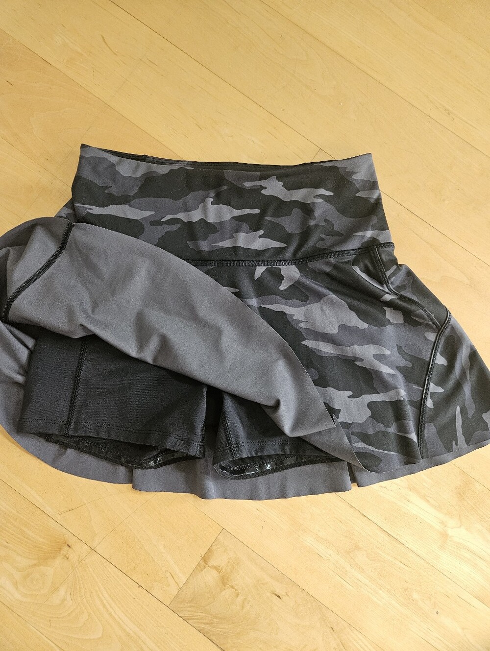 ATHLETA Camo tennis Skort